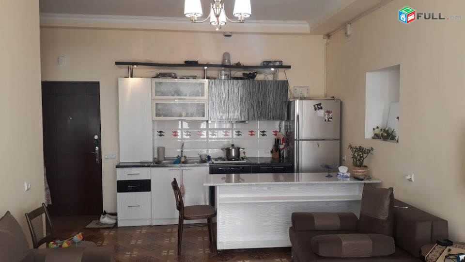 LA02753 Վարձով 2 սենյականոց բնակարան Ռուբինյանց փողոցում