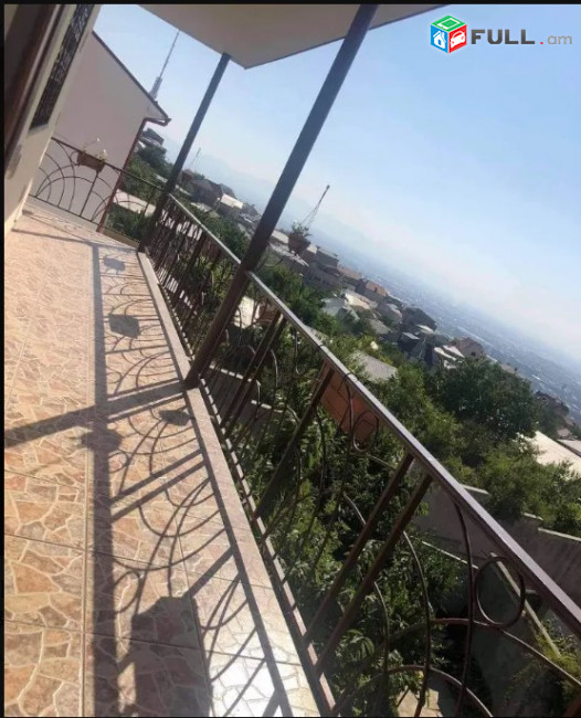 LA07999 Վարձով 8 սենյականոց 3 հարկանի քարե ամառանոց Նորքի 13-րդ փողոցում Նորք Մարաշում