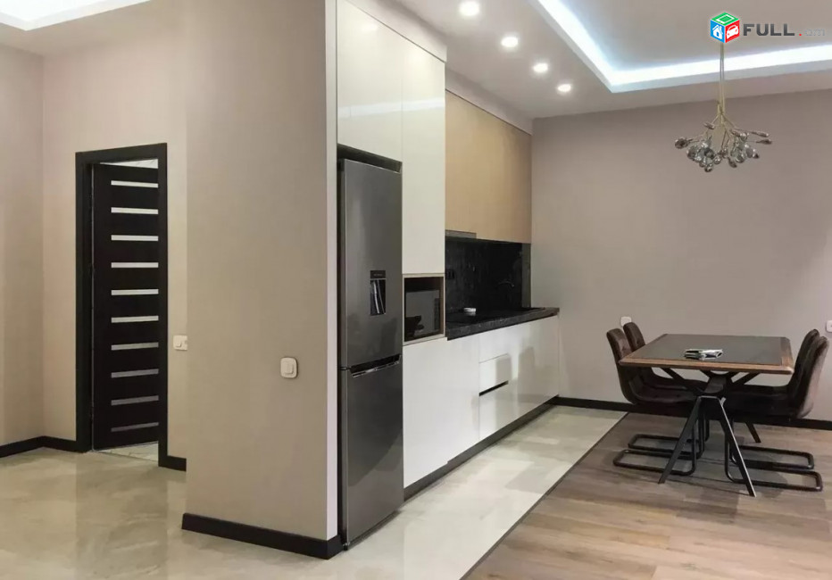 LA11778  Օրավարձով  3 սենյականոց բնակարան Ամիրյան փողոց , նորակառույց շենքում