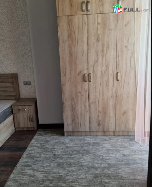 LA11836  Վարձով 2 սենյականոց բնակարան Երզնկյան փողոց, նորակառույց շենքում