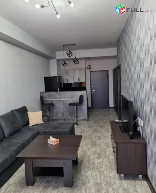 LA11836  Վարձով 2 սենյականոց բնակարան Երզնկյան փողոց, նորակառույց շենքում