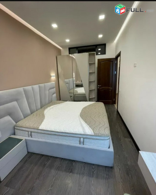 LA11847 Վարձով 3 սենյականոց բնակարան  Գրիբոյեդովի փողոց , նորակառույց շենքում