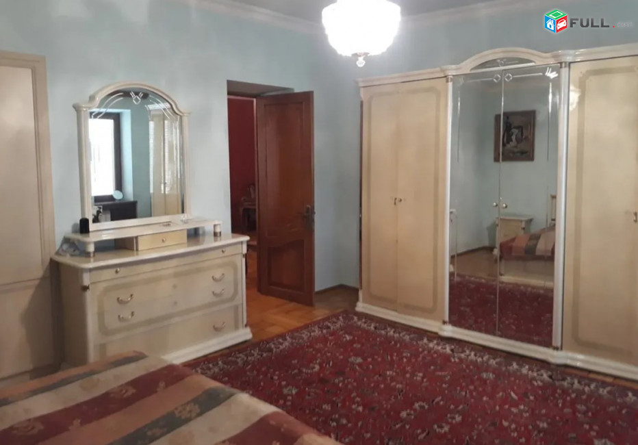 LA11856  Վարձով 7 սենյականոց 3 հարկանի առանձնատուն Զեյթուն ,Կամարակ փողոցում