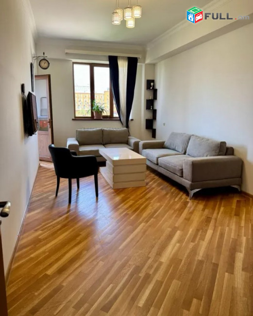 LA11854 Վարձով 3 սենյականոց բնակարան  Պարույր Սևակի փողոցում, նորակառույց շենքում