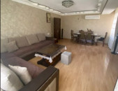 LA11869 Վարձով 3 սենյականոց բնակարան Ադոնցի փողոցում
