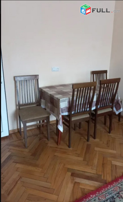 LA11909 Վարձով 2 սենյականոց բնակարան Լենինգրադյան փողոցում