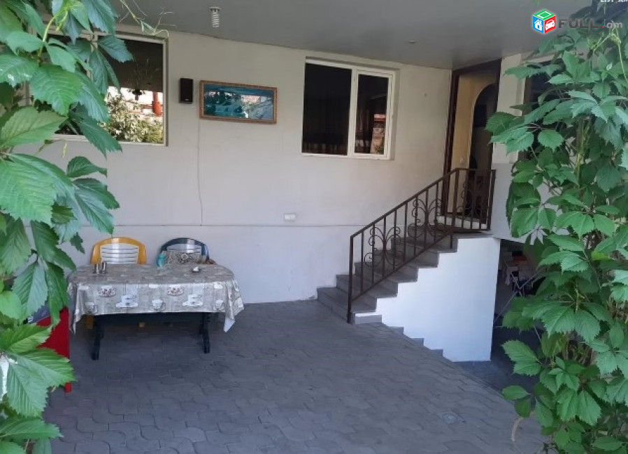  LA05470 Վարձով 3 սենյականոց 2 հարկանի տան 2-րդ հարկը Մինաս Ավետիսյան փողոցում Քանաքեռ Զեյթունում