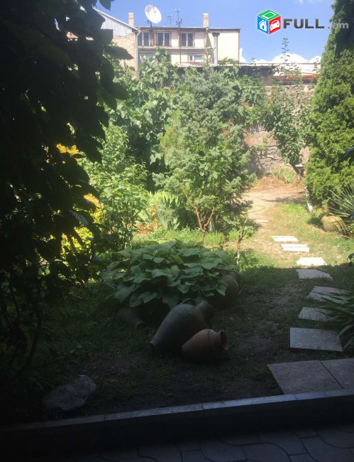  LA05470 Վարձով 3 սենյականոց 2 հարկանի տան 2-րդ հարկը Մինաս Ավետիսյան փողոցում Քանաքեռ Զեյթունում