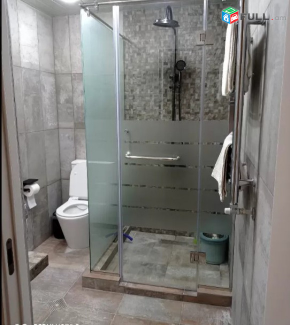 LA00036 Վարձով 3 սենյականոց բնակարան Անաստաս Միկոյան ,Ռիվիերա թաղամա ս