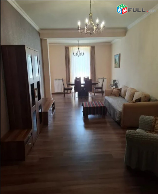 LA11963 Վարձով 3 սենյականոց բնակարան  Արամի փողոց, նորակառույց շենքում