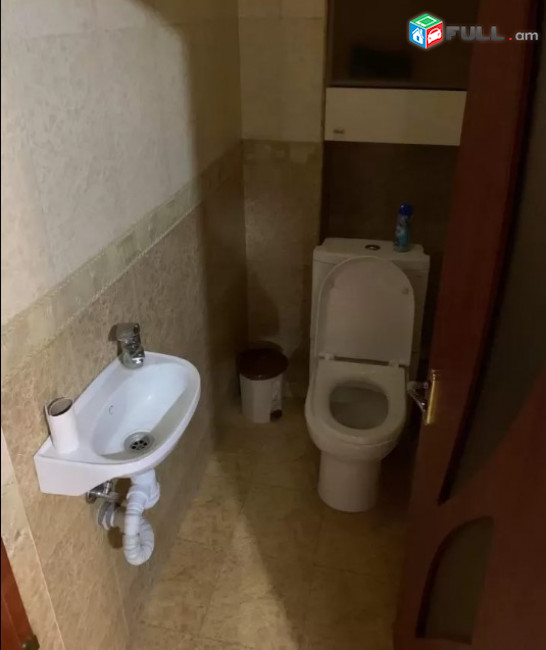 LA00485 Վարձով 3 սենյականոց բնակարան Մարշալ Բաղրամյան պողոտա ,  նորակառույց շենքում