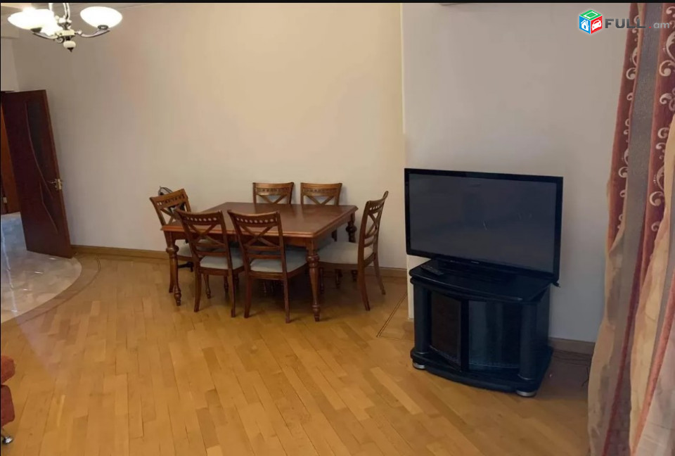 LA00485 Վարձով 3 սենյականոց բնակարան Մարշալ Բաղրամյան պողոտա ,  նորակառույց շենքում