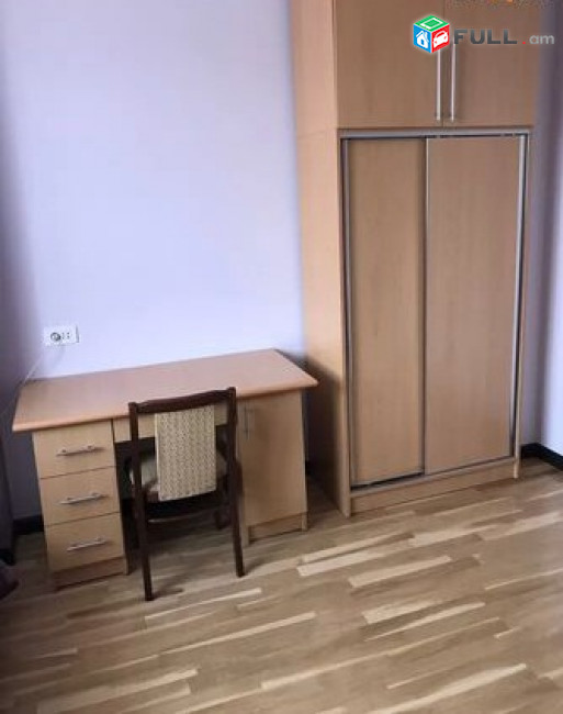 LA00410 Վարձով 4 սենյականոց բնակարան Մեսրոպ Մաշտոցի պողոտայում