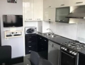 LA00410 Վարձով 4 սենյականոց բնակարան Մեսրոպ Մաշտոցի պողոտայում