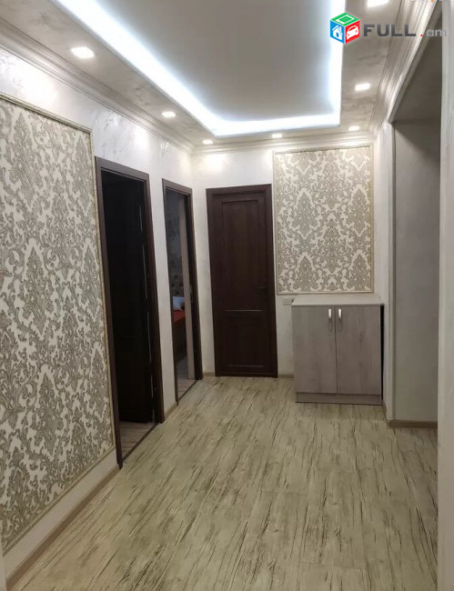  LA00046 Վարձով 4 սենյականոց բնակարան Երվանդ Քոչարի փողոցում