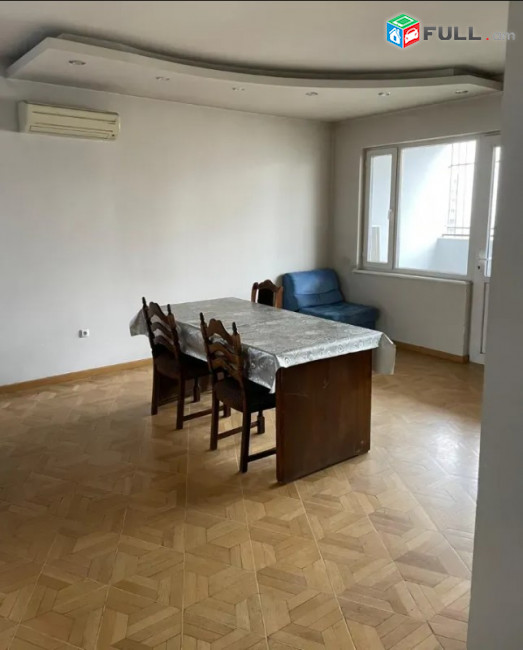 LA12032  Վարձով 5 սենյականոց բնակարան Վրացական փողոցում