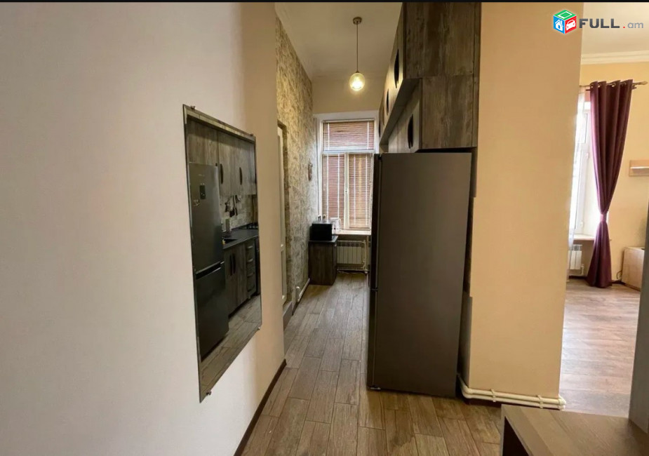 LA12045 Վարձով  2 սենյականոց բնակարան Լեոյի փողոց ,  Փակ Շուկայի հարևանությամբ