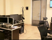 LA12062 Վարձով 100 քմ․ տարածք Վահրամ Փափազյան փողոցում , Ռիո Մոլլի հարևանությամբ