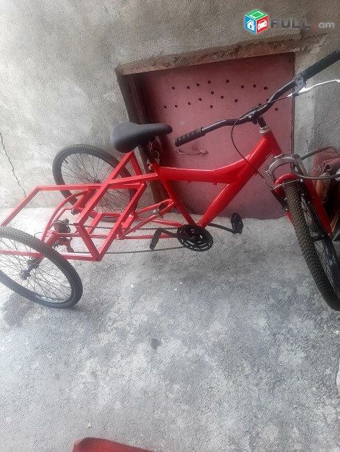3 akani hecaniv ,   հեծանիվ,  велосипед 