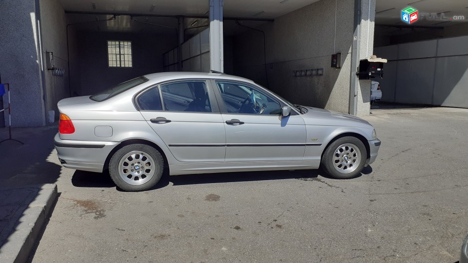 BMW -    318 , 1998թ.