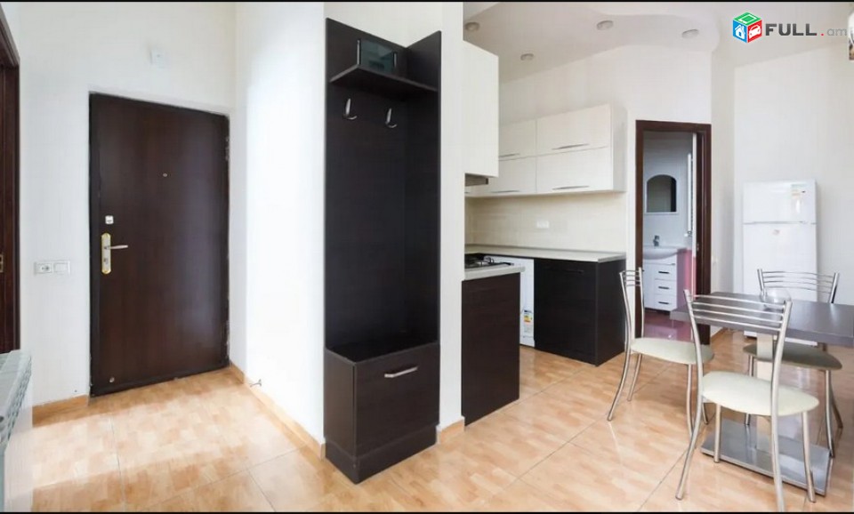 AK2196 բնակարան նորակառույց շենքում Մեսրոպ Մաշտոցի պողոտայում օպերայի մոտակայքում, 3 սենյականոց 