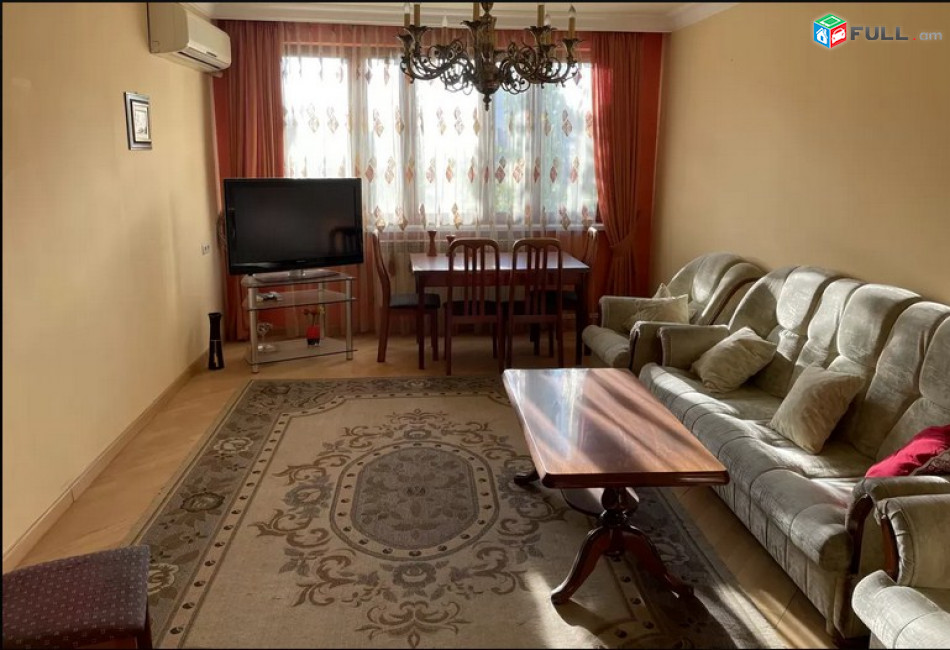 AK2483   բնակարան Վահրամ Փափազյան փողոցում , 3 սենյականոց