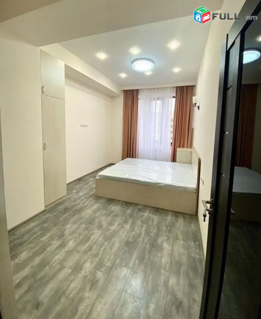 AK2487    բնակարան նորակառույց շենքում Նիկողայոս Ադոնցի փողոցում, 3 սենյականոց