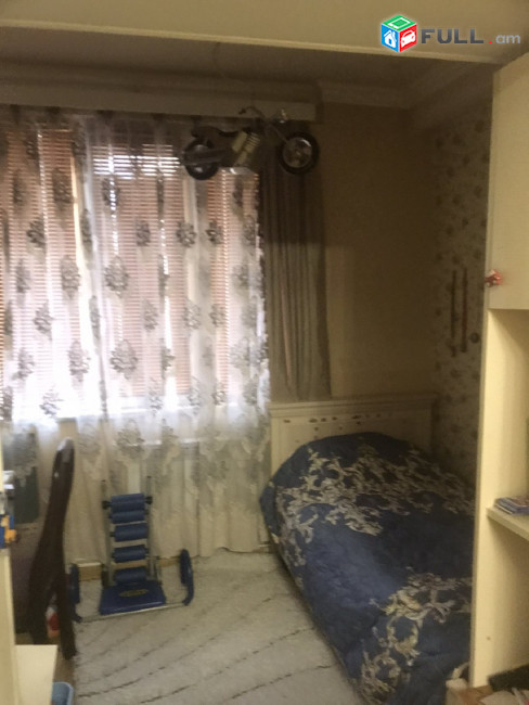 AK2625  բնակարան Արցախի պողոտայում, 3 սենյականոց