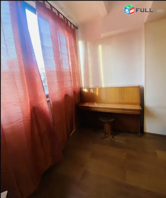 AK2645  բնակարան Մեսրոպ Մաշտոցի պողոտայում օպերայի մոտակայքում,3 սենյականոց 