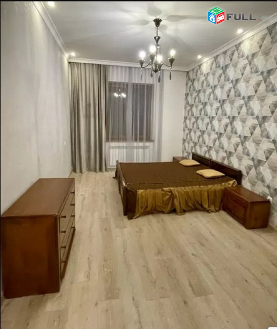 AK2827    բնակարան Մարշալ Բաղրամյան պողոտայում, 110 ք.մ., 2 սանհանգույց, բարձր առաստաղներ, 3 սենյականոց