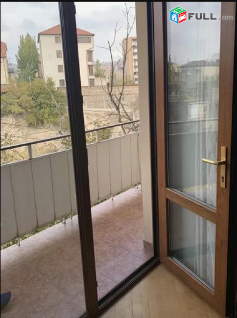 AK2974   բնակարան Դերենիկ Դեմիրճյանի փողոցում,3 սենյականոց 