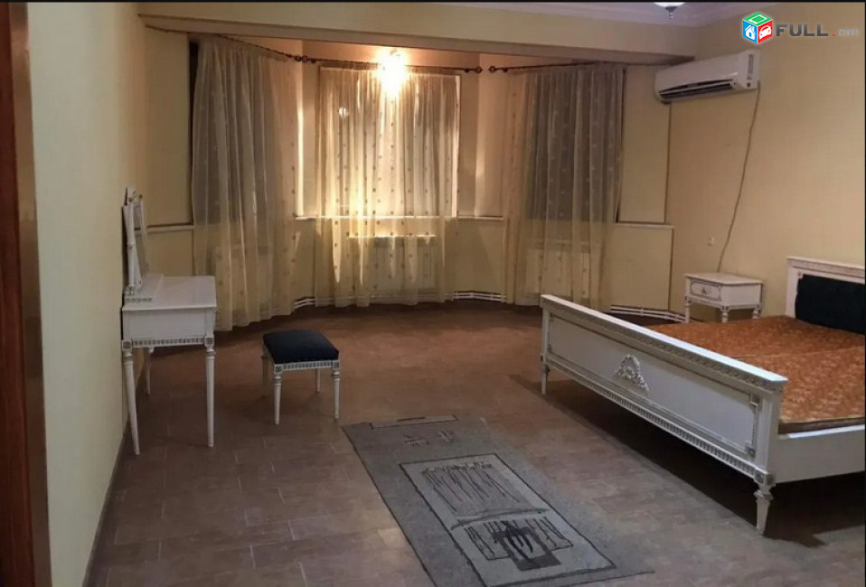 AK4097  Ընդարձակ 4 սենյականոց բնակարան նորակառույց շենքում Վահան Տերյանի փողոցում, 230 ք.մ., 2 սանհանգույց