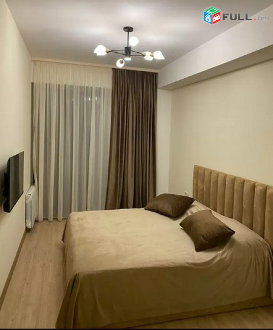 AK4796  Վարձով 2 սենյականոց բնակարան նորակառույց շենքում Արամ Խաչատրյանի փողոցում