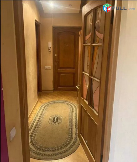AK4946  Վարձով 2 սենյականոց բնակարան  Դերենիկ Դեմիրճյանի փողոցում