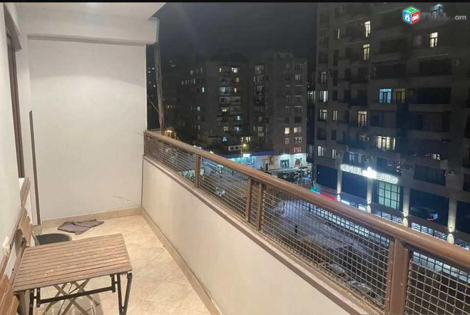 AK4950   Վարձով 3 սենյականոց բնակարան  Հրաչյա Քոչար փողոցում