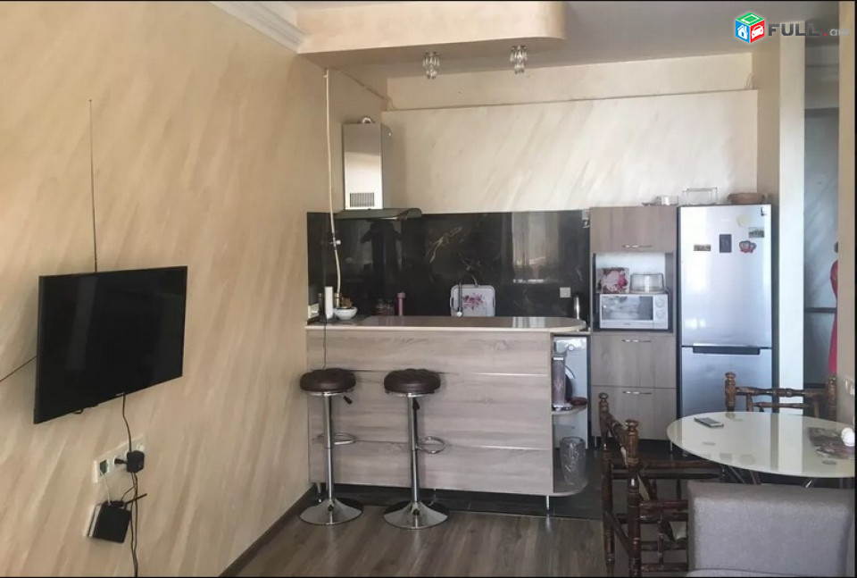 AK5025  Վարձով 2 սենյականոց բնակարան   նորակառույց շենքում Ալեք Մանուկյանի փողոցում