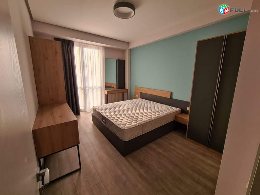 AK6006  Վարձով 3 սենյականոց բնակարան  նորակառույց շենքում Սասնա Ծռերի փողոցում