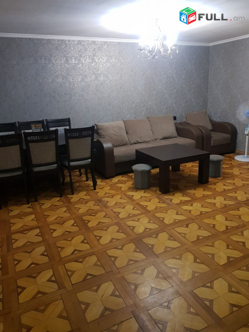 AK7063   Վարձով է տրվում 5 սենյականոց բնակարան Մեսրոպ Մաշտոցի պողոտայում