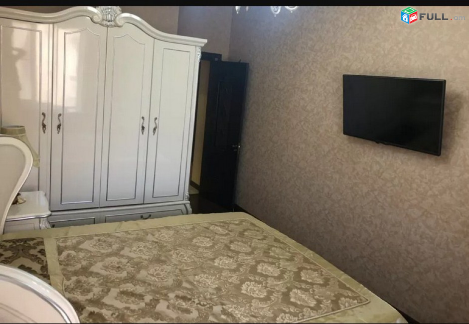 AK9014  Վարձով 3 սենյականոց բնակարան   նորակառույց շենքում Քաջազնունու փողոցում