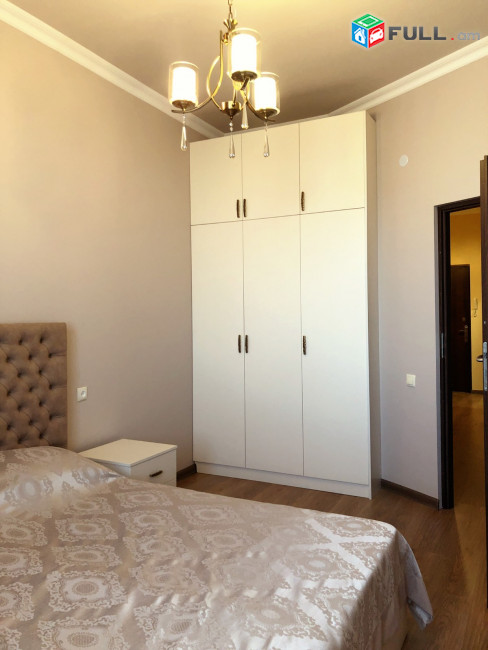 AK9018 Վարձով 3 սենյականոց բնակարան   նորակառույց շենքում  Արգիշտի փողոցում