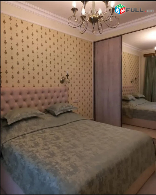 AK10198  Վարձով 3 սենյականոց բնակարան նորակառույց շենքում Չեխովի փողոցում