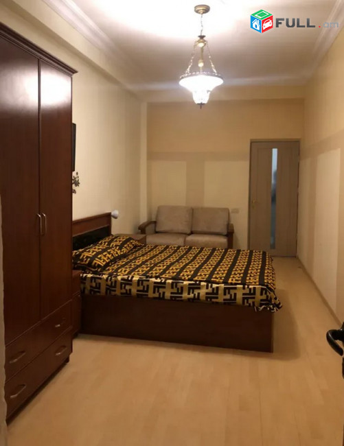 AK10420 Ընդարձակ 4 սենյականոց բնակարան նորակառույց շենքում   Հին Երևանցու փողոցում
