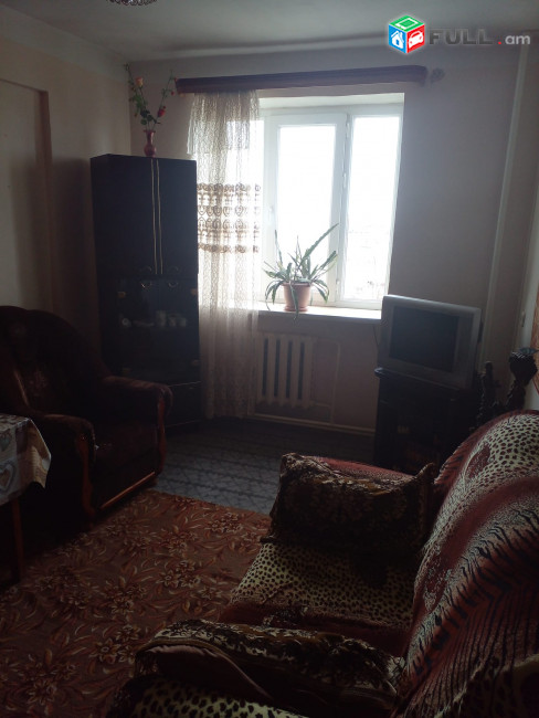 Վաճառվում է բնակարան Գյումրիում 2 սենյակ