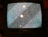 Երևանում վաճառվում է գրունդիկ ֆիռմայի հեռուստացույց  գինն 10.000 դրամ