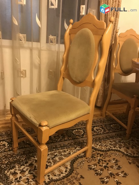 Սեղան և աթոռներ հաճարենու փայտից