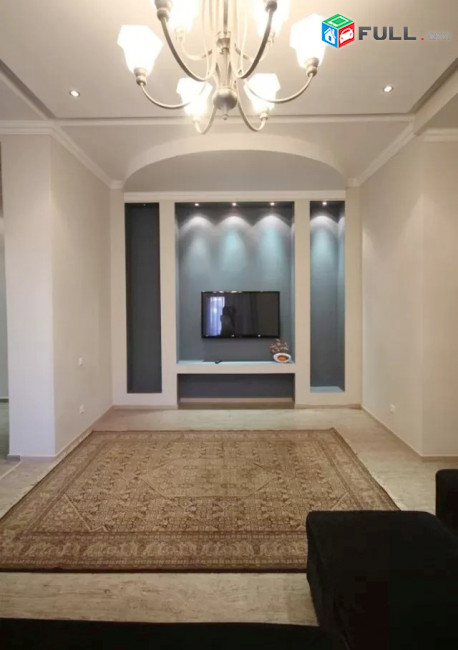 Կոդ LK425  Չարենց փողոց 3 սեն. բնակարան / for rent Charenc st.