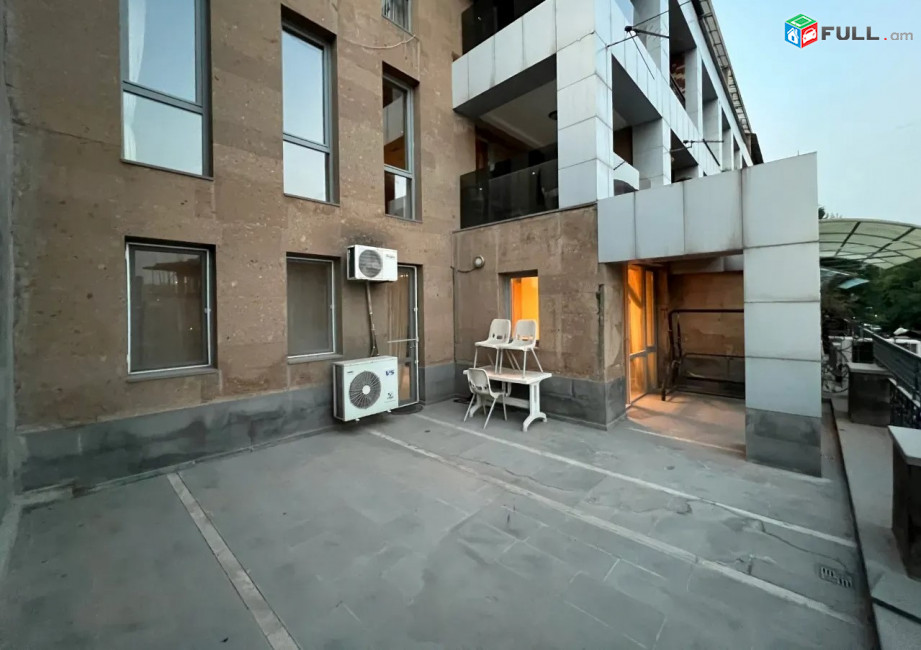 Կոդ 2700507  Հանրապետության փողոց  4 սեն. բնակարան նորակառույց 