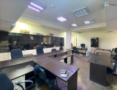 Կոդ 0055492  Գրասենյակային տարածք, Քաջազնունի փողոց կենտրոնում, 230 ք.մ.