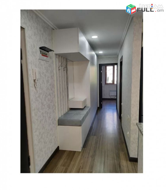 2 սենյականոց բնակարան Թումանյան փողոցում, 70 ք.մ., կապիտալ վերանորոգված, քարե շենք