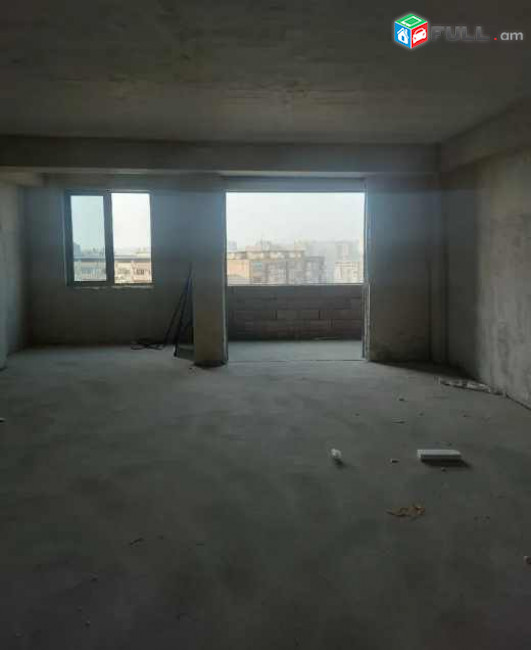 3 սենյականոց բնակարան նորակառույց շենքում Անաստաս Միկոյանի փողոցում, 74 ք.մ., բարձր առաստաղներ